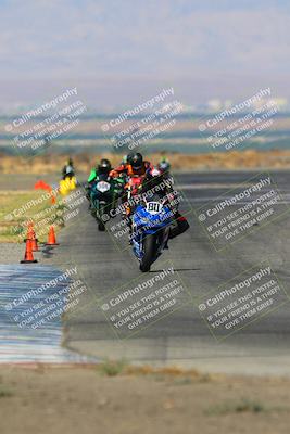 media/Aug-13-2023-CRA (Sun) [[1cfc37a6fb]]/Race 4 400 Superbike/Race/